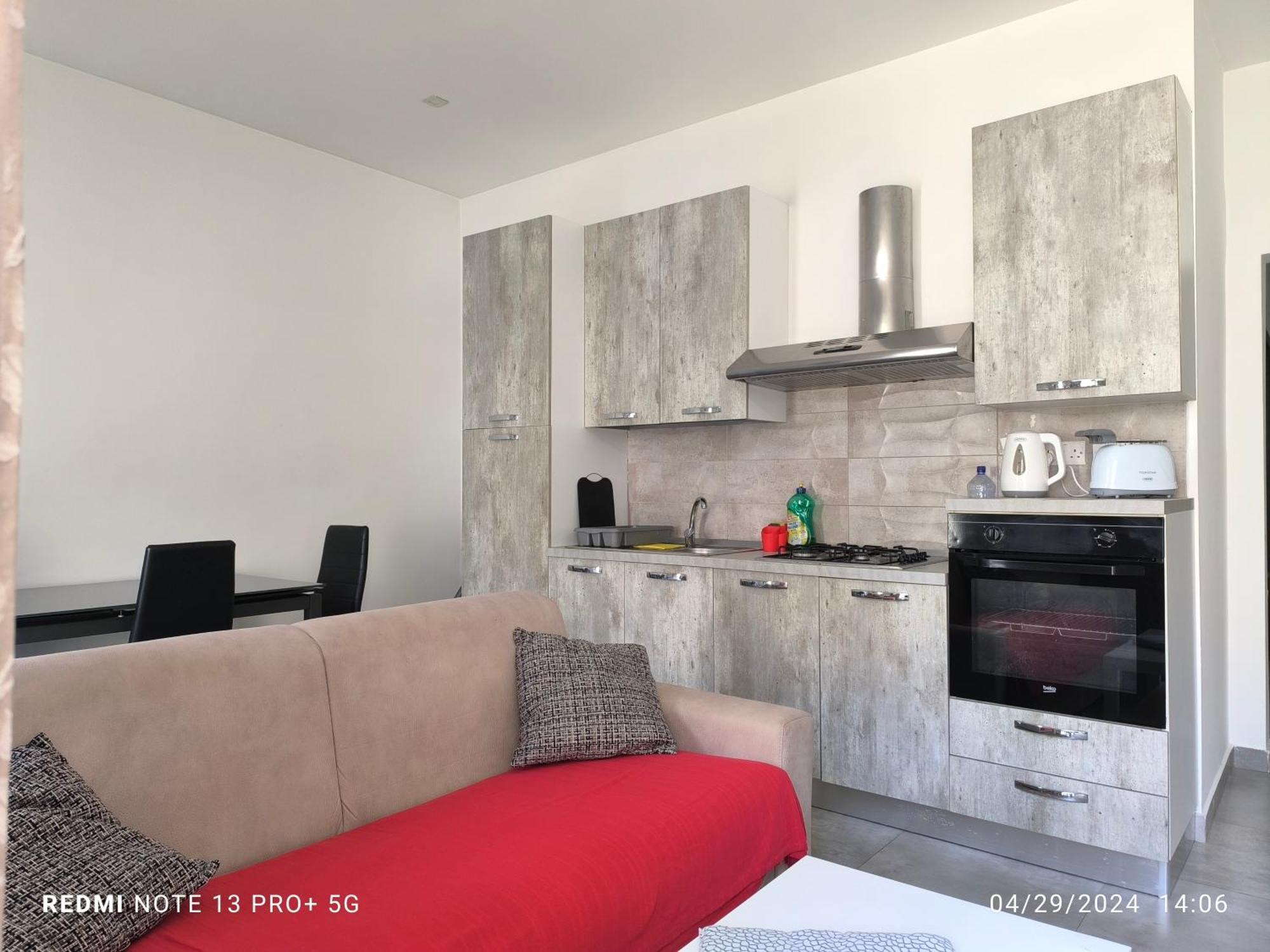 One Bedroom Tea Apartment Il-Gzira Eksteriør billede