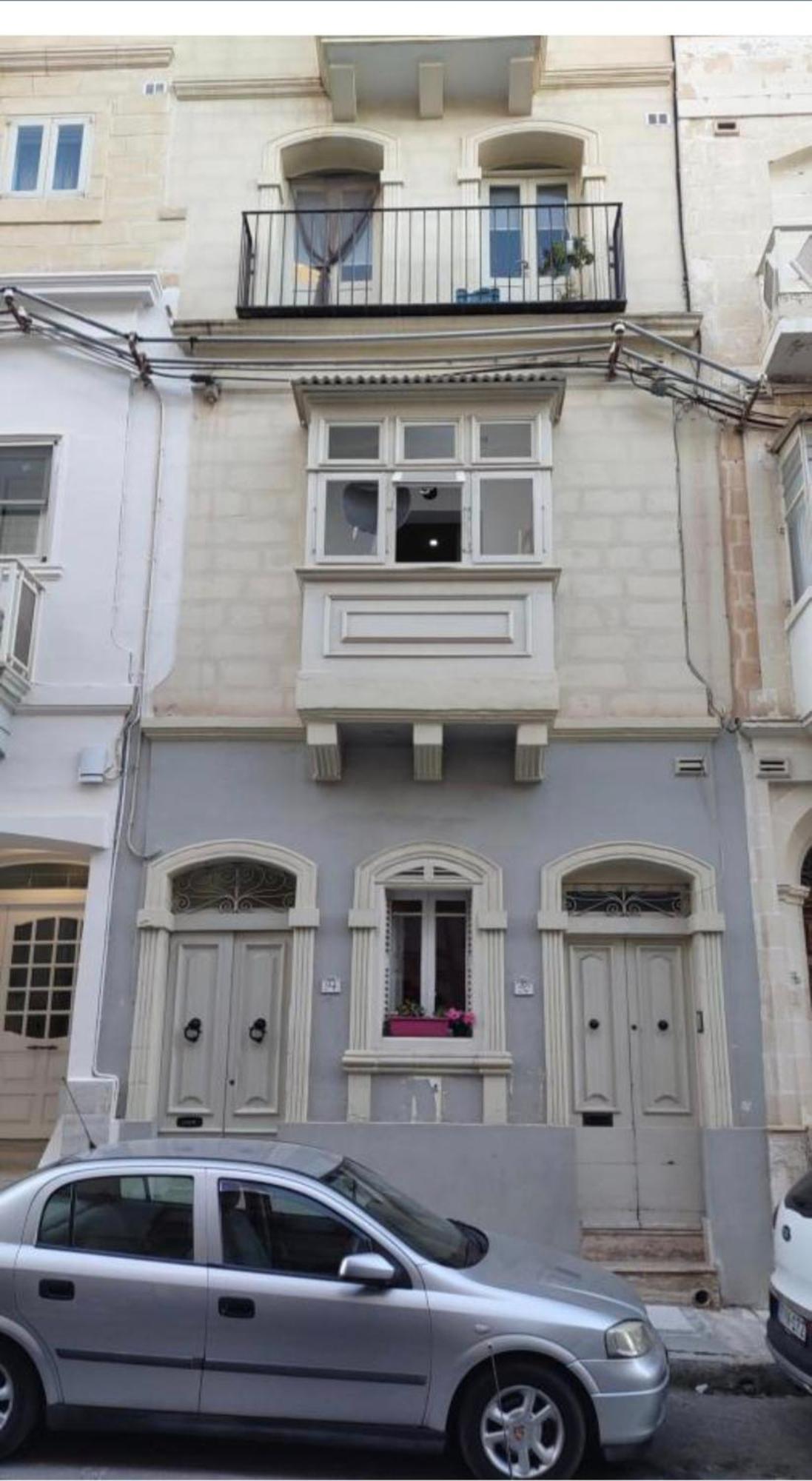 One Bedroom Tea Apartment Il-Gzira Eksteriør billede