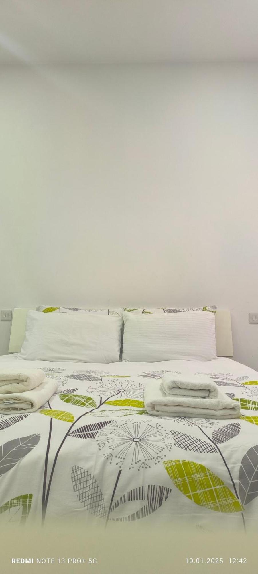 One Bedroom Tea Apartment Il-Gzira Eksteriør billede