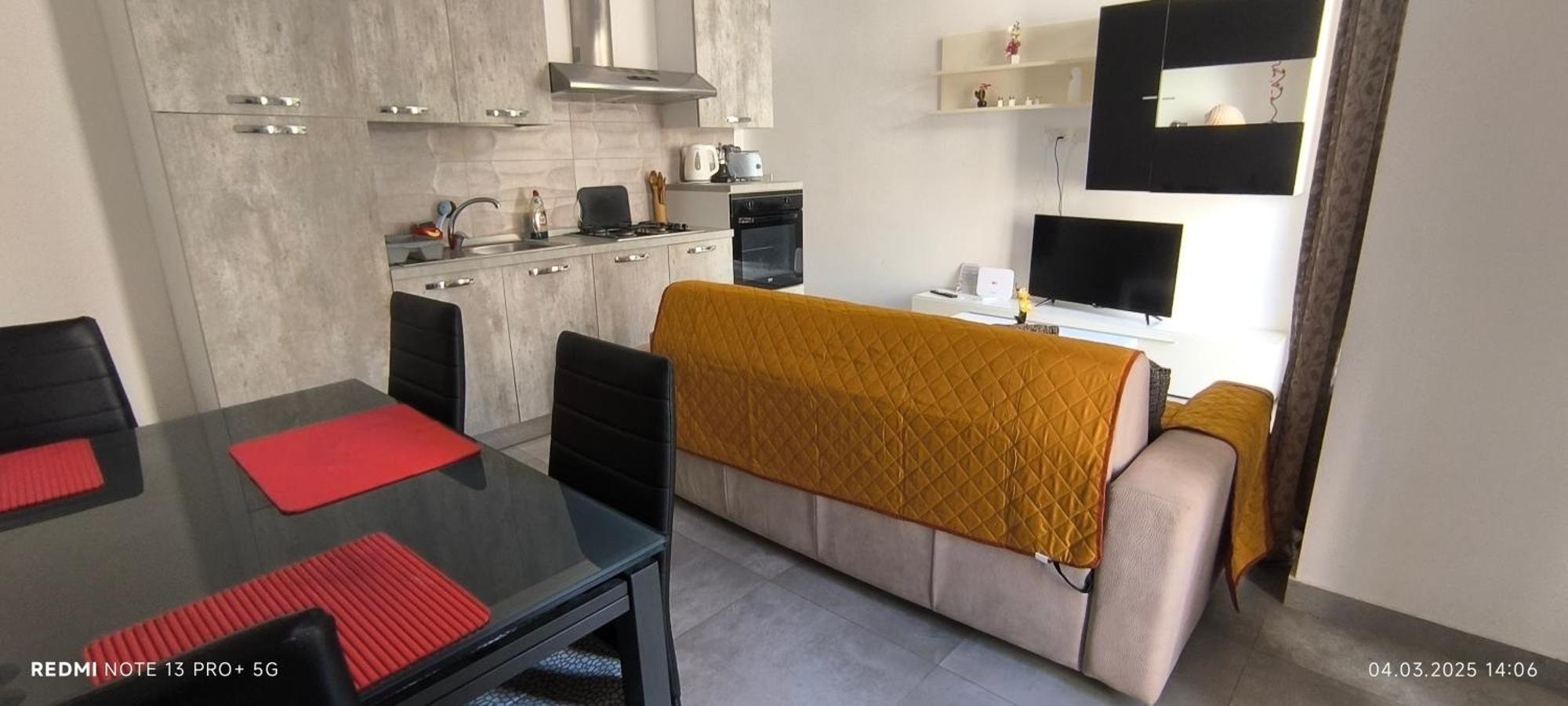 One Bedroom Tea Apartment Il-Gzira Eksteriør billede